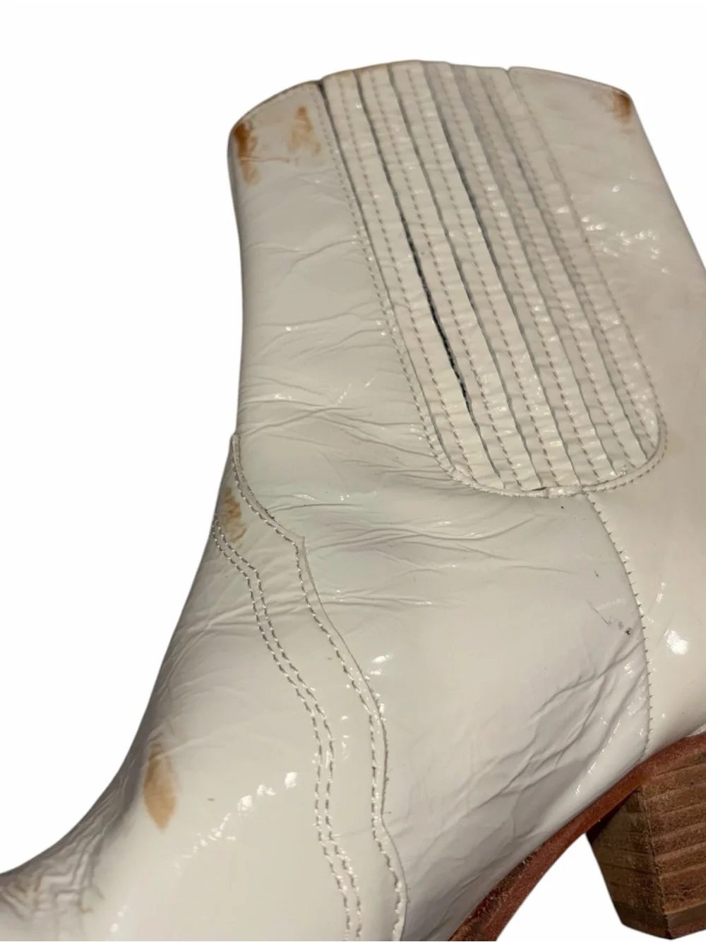 NEW FLAWED Free Prople Ivory Patent Leather Frontier Chelsea Boot size 39
